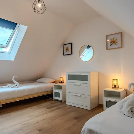 L'horizon - Spacieux & Familial - Proche Europe Park - Parking Gratuit - Commerces A Proximite