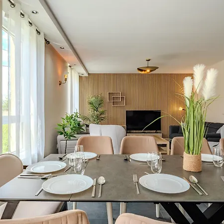 L'horizon - Spacieux & Familial - Proche Europe Park - Parking Gratuit - Commerces A Proximite * Erstein