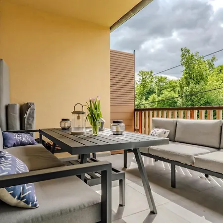 Apartman L'horizon - Spacieux & Familial - Proche Europe Park - Parking Gratuit - Commerces A Proximite *