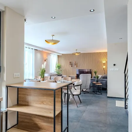 L'horizon - Spacieux & Familial - Proche Europe Park - Parking Gratuit - Commerces A Proximite Apartman *